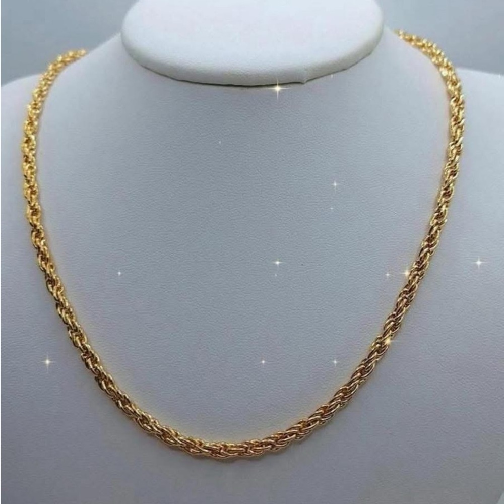 Elegant Gold Rope Chain Necklace